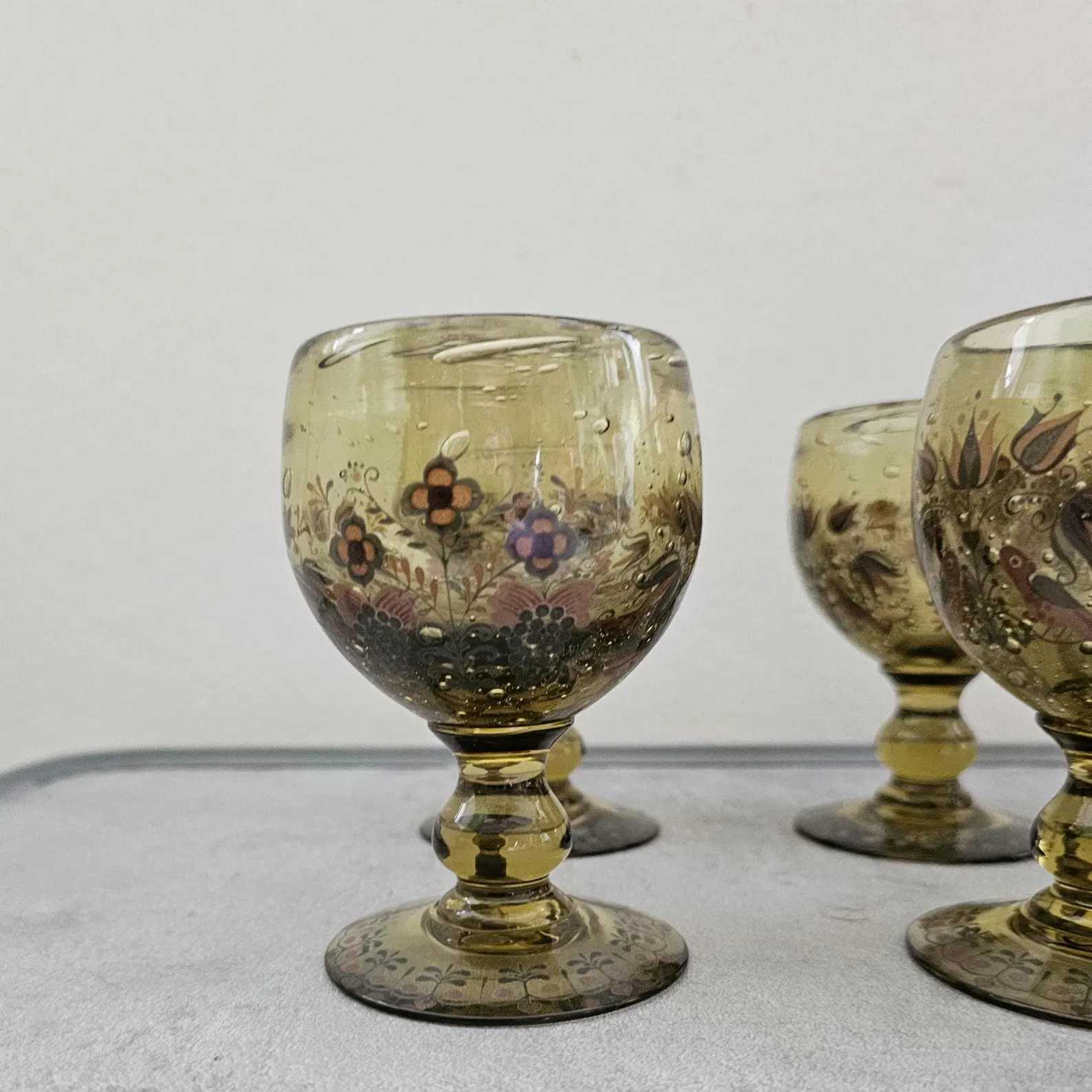 Wine Glass Set Image 4